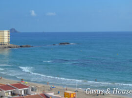 Apartamento de tres dormitorios en la Torre Mar Mayor