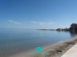 Apartamento en Bahia Playa 2000 primera linea de Mediterráneo