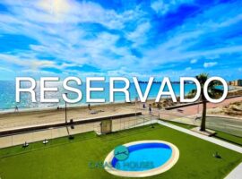Impresionante apartamento en Veneciola con incomparables vistas al Mediterraneo.