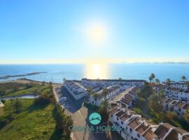 Exclusivo Apartamento con Amaneceres Inigualables, Vistas al Mar y 2 plazas de aparcamiento