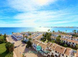 Exquisito Apartamento Frente al Mar con Orientación Sur y Vistas Panorámicas al Mediterráneo