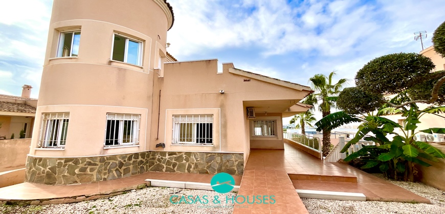 Chalet en Calaflores