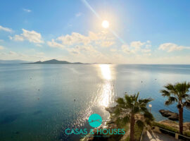 Pedrucho Mar dúplex de tres dormitorios en La Manga del Mar Menor