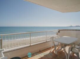 Three-bedroom apartment on the seafront in La Manga, Sirenas 3, Km 2