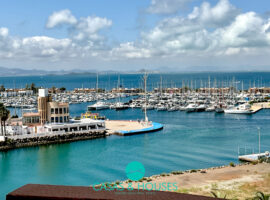 Apartamento de dos dormitorios en La Manga del Mar Menor