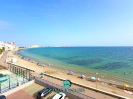 Un balcón privado al Mediterráneo: luz, brisa marina y vistas infinitas en Bahía Playa 2000